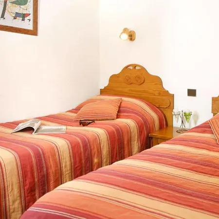 Sleeps 4 Wifi Appartement